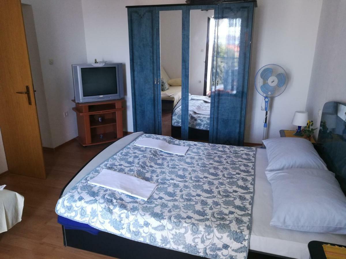 Apartman Ban Brodarica  Bagian luar foto